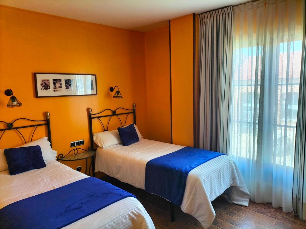 Hotel Rural Venta Del Alon Villalon de Campos エクステリア 写真