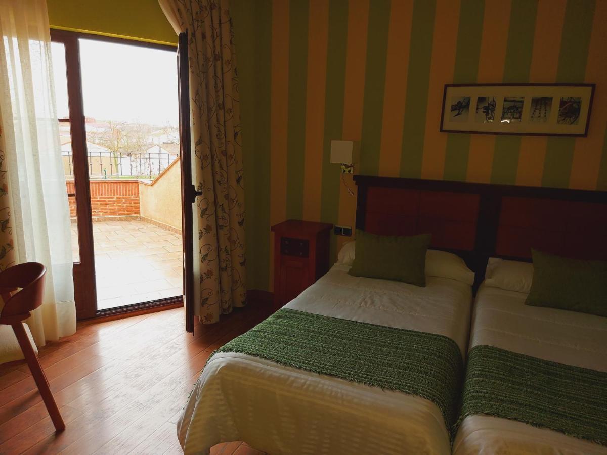 Hotel Rural Venta Del Alon Villalon de Campos エクステリア 写真